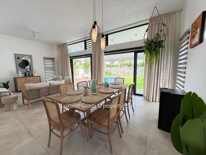 Contemporary Villa For Rent In Grand Gaube – Private Pool & Tranquil Setting