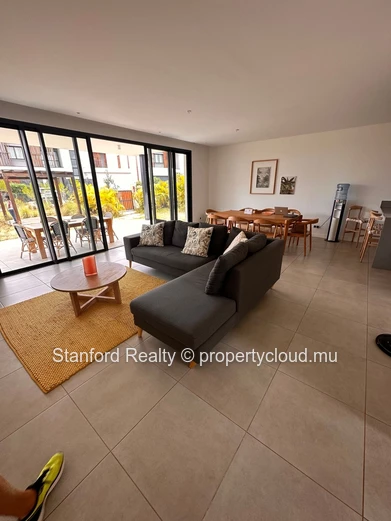 Villa de luxe de 5 chambres avec piscine privée et vue imprenable à Akasha