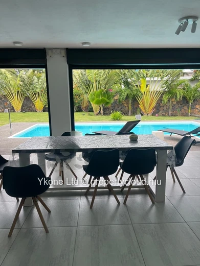Villa For Sale In Tamarin