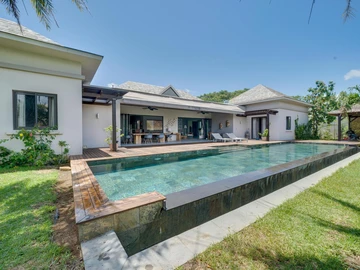 5 Bedroom House