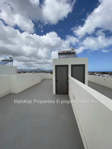 Luxurious Duplex for Sale in Ruisseau Palmyre, Flic en Flac – Phase 2 Now Open!