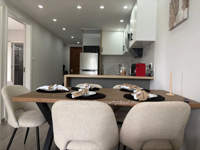 Coastal Comfort, Smart Investment – 3 Bedrooms in Prime Flic en Flac