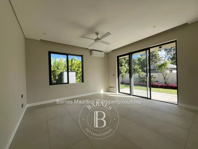 ANAHITA GOLF RESORT – Villa contemporaine neuve - 4 chambres
