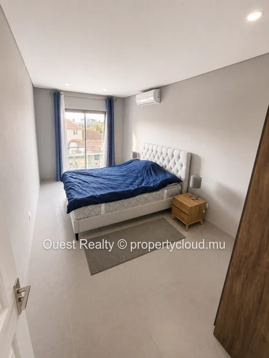Appartement moderne de 3 chambres avec rooftop aménagé – Flic en Flac