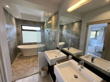 3 Bedroom Townhouse, Duplex