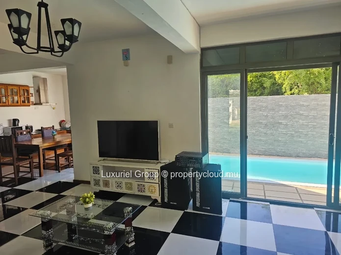 Exclusive Contemporary Living