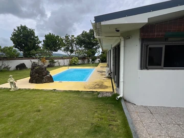 Splendid Family Villa - Domaine Piton - 295m² on 1197m² of land Your haven of peace awaits you at Domaine Piton!