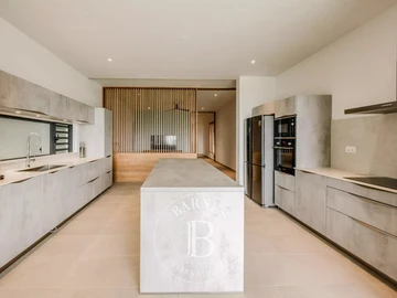 Appartement de 4 Chambres