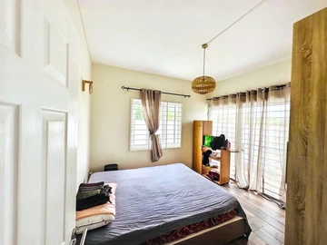 Luxurious 5-Bed Oasis with Pool in Pereybere, Grand Baie