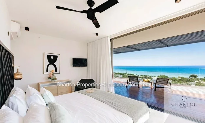 Exceptional 4-bedroom villa - Panoramic view of Le Morne & spectacular sunsets