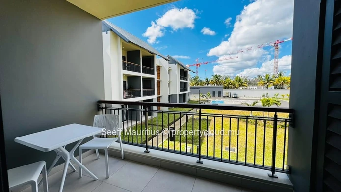Stylish 1-Bedroom Apartment | Modern Living in Indigo Village, Beau Plan