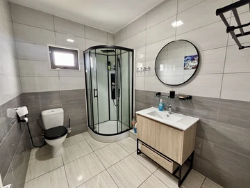 2 Bedroom Townhouse, Duplex