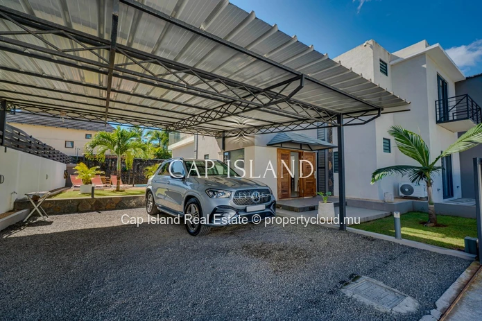 Villa de Prestige à Louer à Long Terme – Péreybère