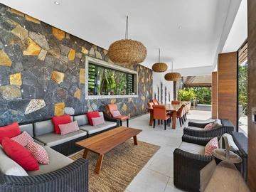 4 Bedroom Villa