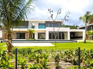 4 Bedroom Villa