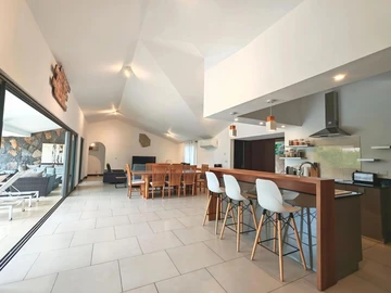 4 Bedroom Villa