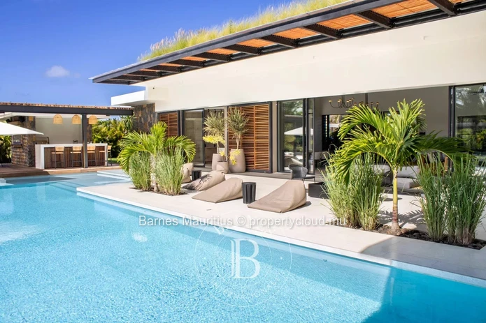 BEAU CHAMP – Villa contemporaine avec piscine et jardin - 4 chambres