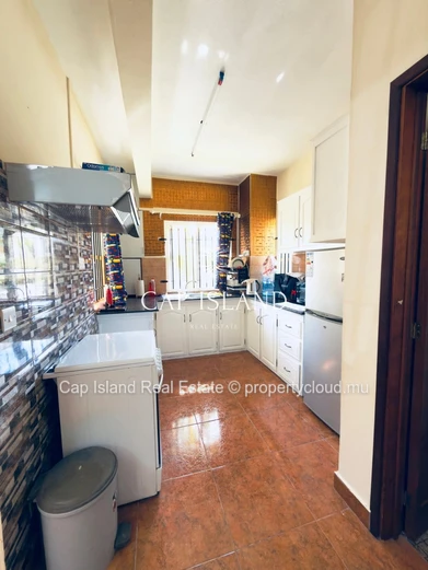 Long-Term Rental: Spacious 3-Bedroom Triplex in Grand Gaube