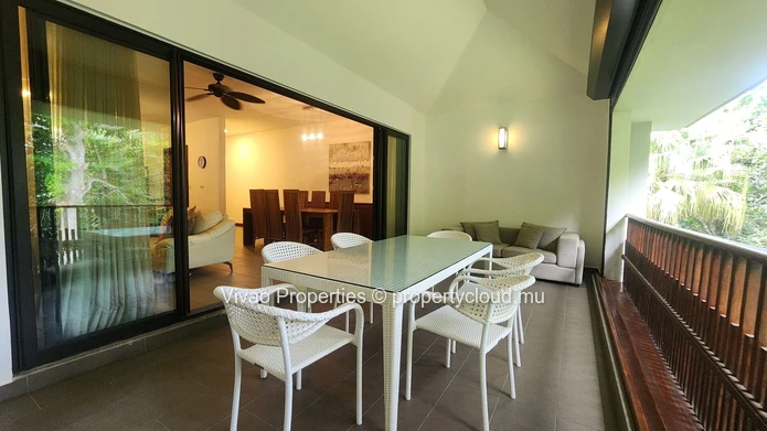 Appartement meublé 3 chambres à louer à Moka (172m²). Magnifique environnement donnant sur la rivière. Ref 16186.