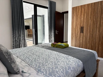4 Bedroom Villa