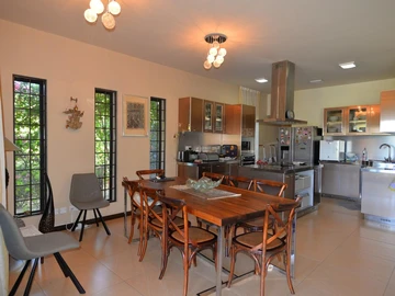 6 Bedroom Townhouse, Duplex