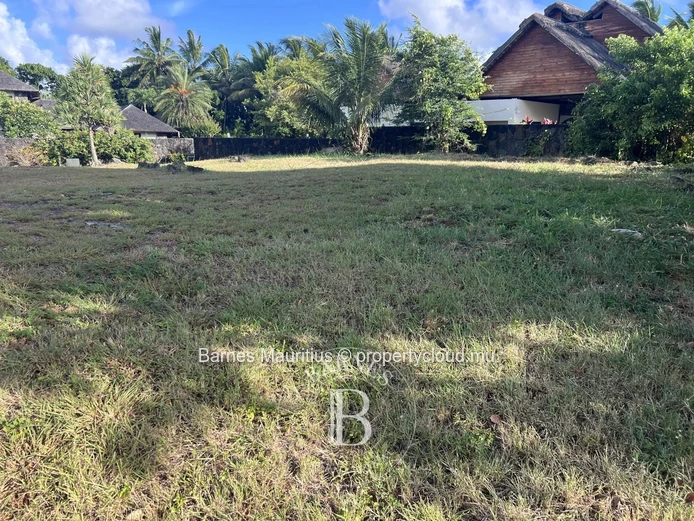 POSTE DE FLACQ - Terrain résidentiel - 1 200 m²