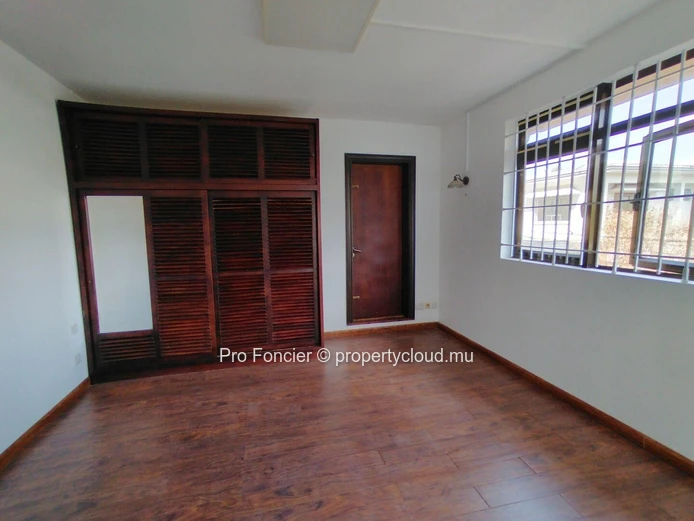 Apartment in Quatre Bornes - Easy access for your daily routines.