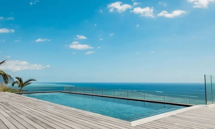 BLACK RIVER – Elegant 4-bedroom villa with panoramic sea views and exceptional amenities