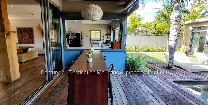 Resale Villa | Pereybere | Balinese-Style Architecture | Private Pool