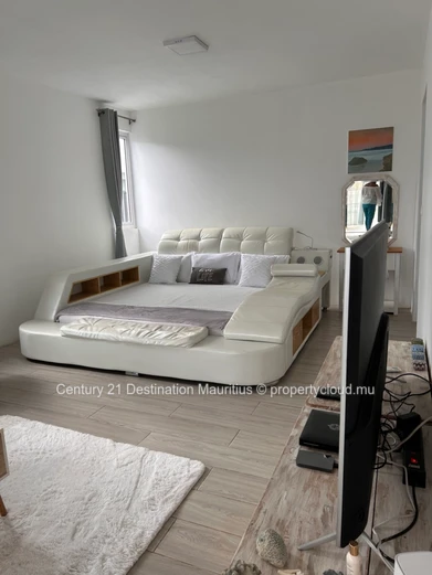 Beautiful Furnished Villa with Pool – Cap Malheureux