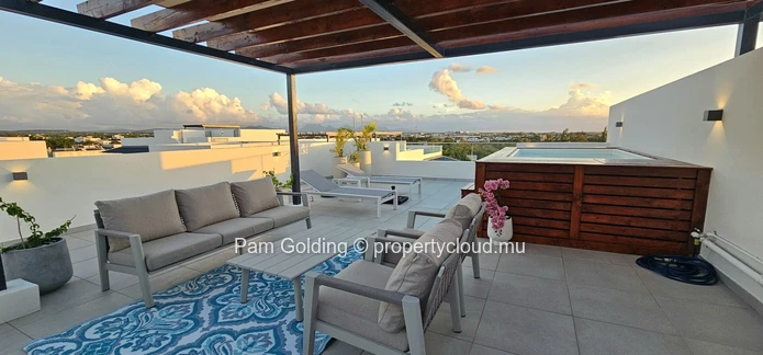 Penthouse à vendre à Pereybere, Île Maurice | Ki Resort Rooftop, Piscine & Vues sur le Coucher de Soleil