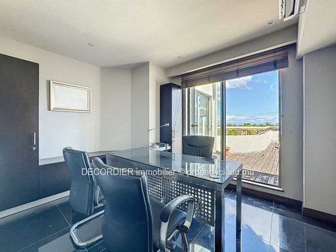 Bureau à vendre au cœur de Grand Baie