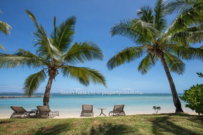 Mountain view land of 1575 m² in an exceptional estate 