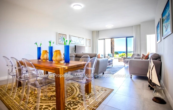 Luxurious Fully Furnished Apartment with Ocean Views
