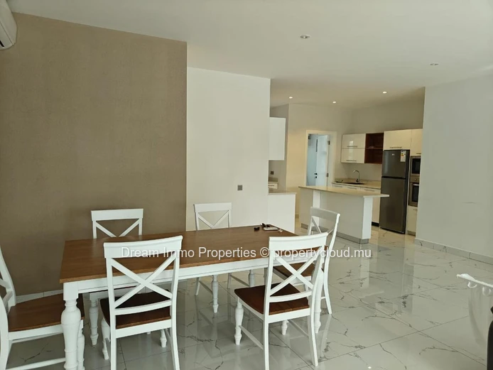 A 400M De La Mer ! Penthouse Moderne Vue Mer Avec Toit Terrasse A Grand Baie – Ile Maurice