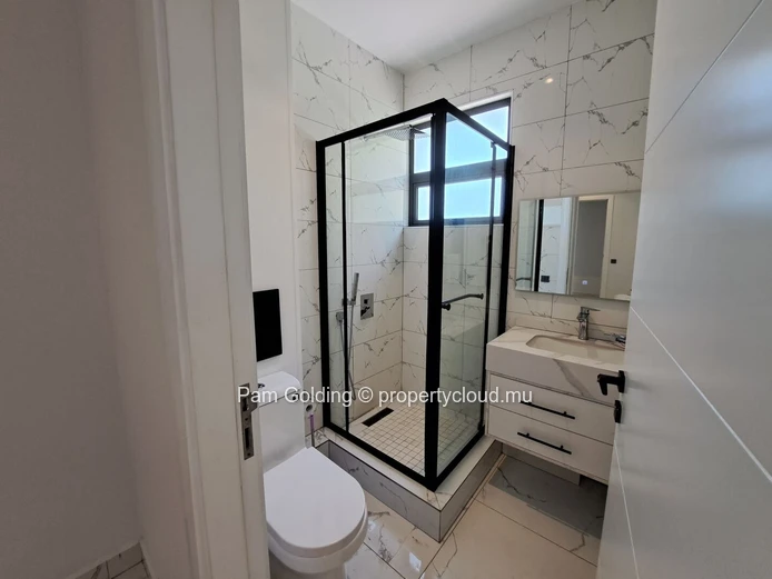Grand Baie – Appartement à louer – Pam Golding Mauritius