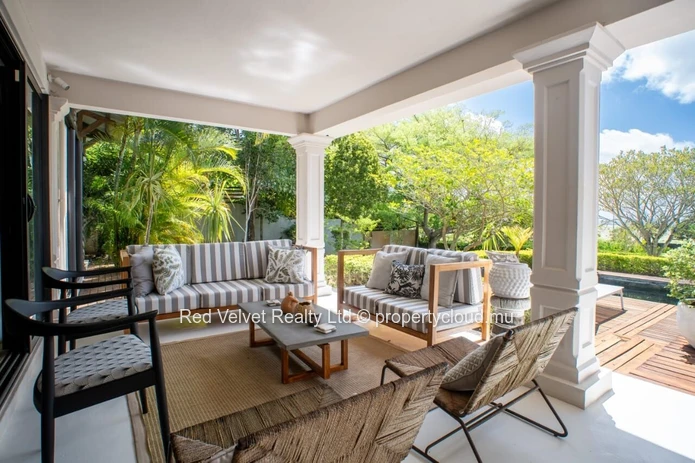 Villa de luxe 4 chambres avec piscine sur 1 332 m² de terrain – Mont Piton, Mapou | Rs 29M