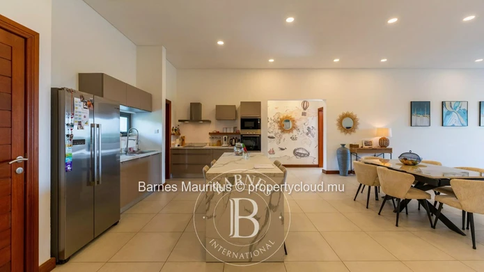 POINTE AUX CANONNIERS – Appartement d'Exception avec Vue Mer – 3 Chambres