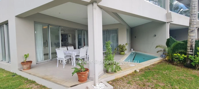 Appartement RES à vendre à Ilot Fortier, Rivière Noire. 173m² habitables, terrain de 267m², 3 chambres, piscine privé...