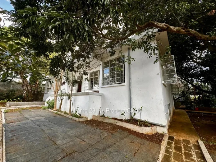 Maison / Villa - 5 chambres - Beau Bassin - Ref. MA92069VE