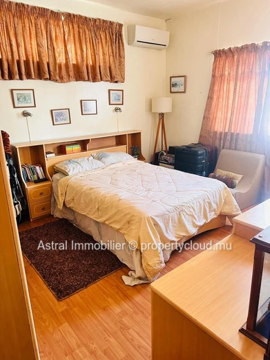 For Sale – Prestigious House in Rose-Hill at Rs