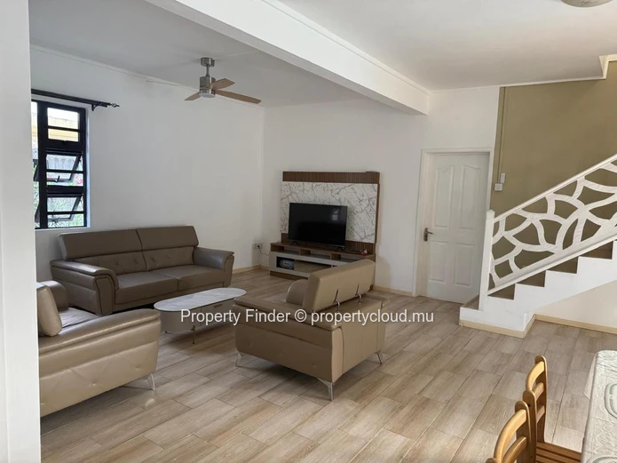 Spacious 4-Bedroom Family Home in Tamarin