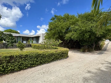 5 Bedroom Villa
