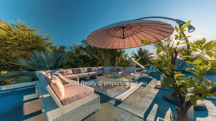 Magnifique villa avec roof top à vendre à Tamarin, Île Maurice