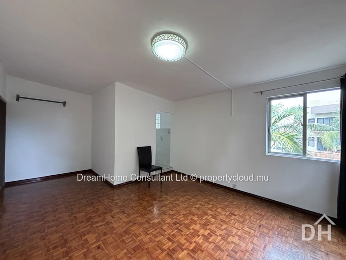 Family home for sale by the beach in Albion