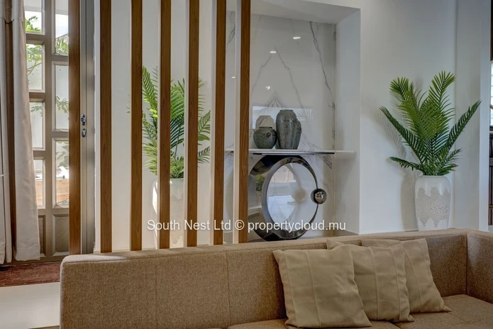 Beautiful villa of 4 bedrooms close to the beach