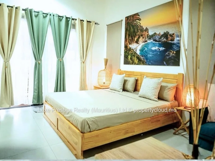 Modern 3-Bedroom Villa for Rent in Chemin Moulin Cassé, Grand Baie | Private Pool, Large Terrace & Garden
