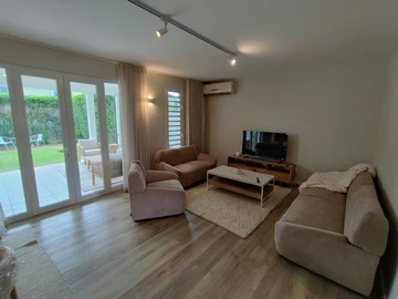 Townhouse, Duplex de 3 Chambres