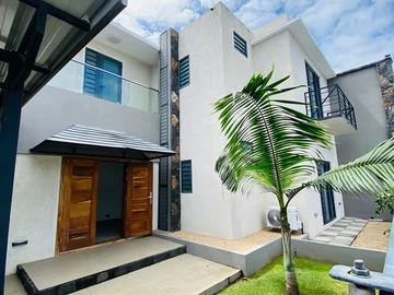 4 Bedroom Townhouse, Duplex