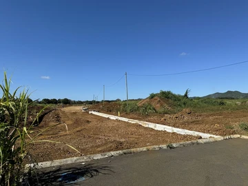 New Morcellement - Plots for Sale - Boulet Rouge - Centre de Flacq